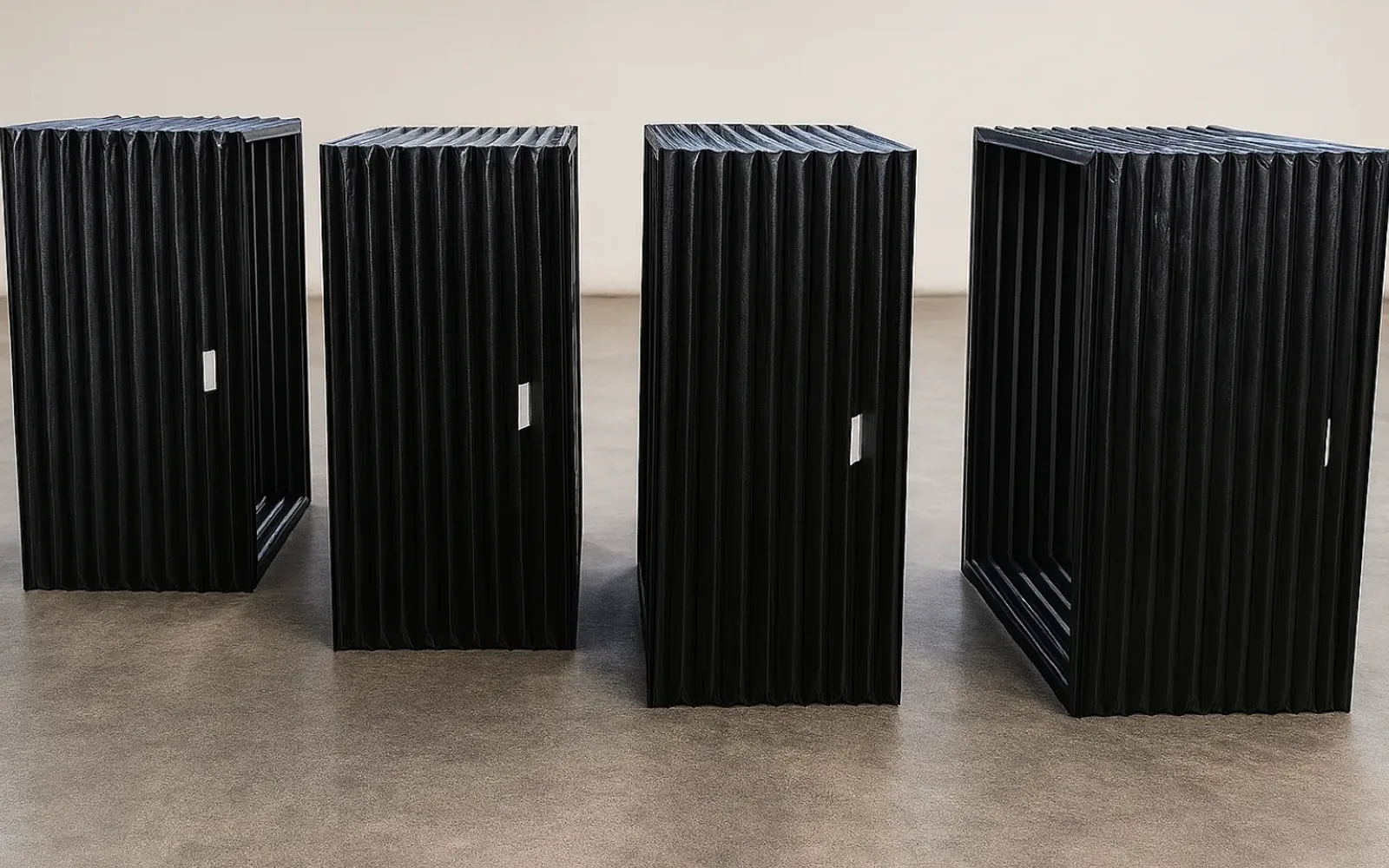 Proteção sanfonada para mesa elevatória: por que a tesoura precisa